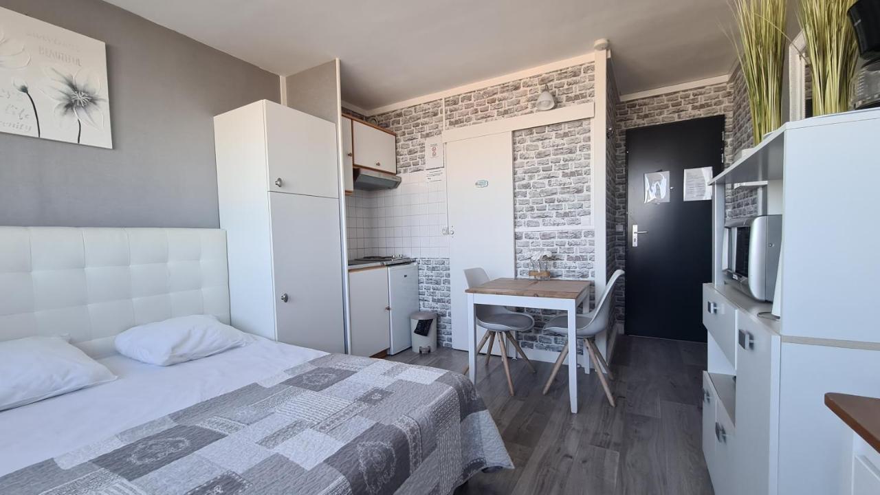 residence du bord de mer appartements face a la mer Le Tréport Eksteriør bilde