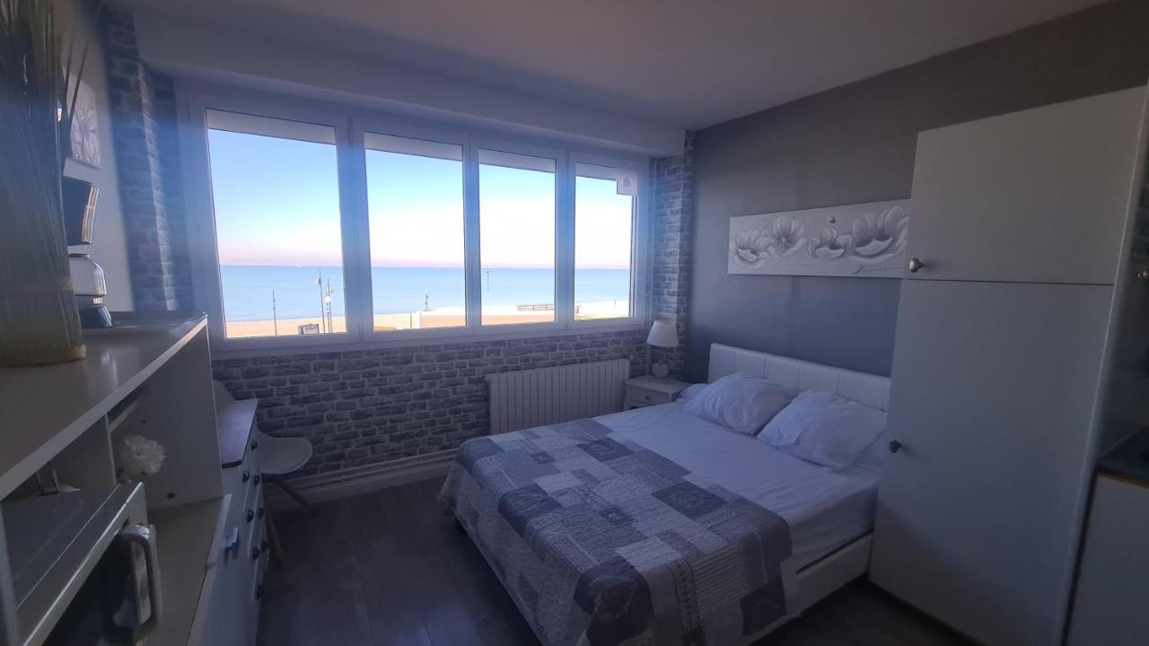 residence du bord de mer appartements face a la mer Le Tréport Eksteriør bilde