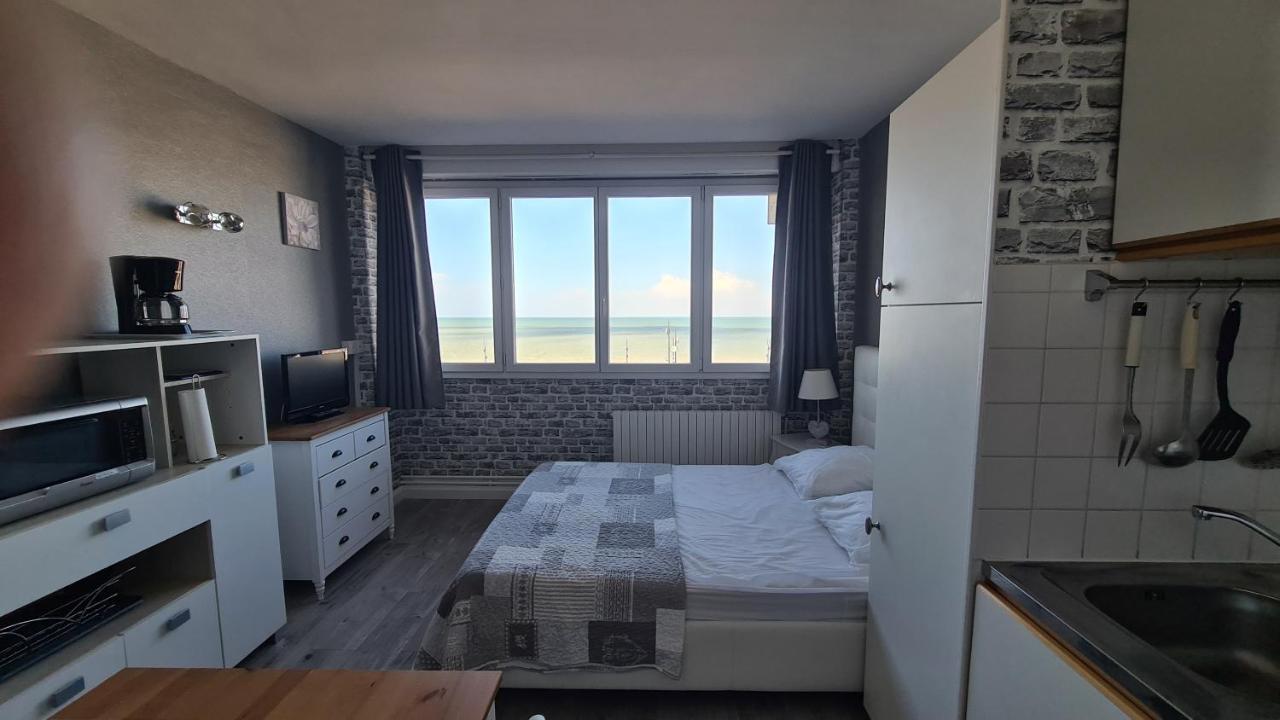 residence du bord de mer appartements face a la mer Le Tréport Eksteriør bilde