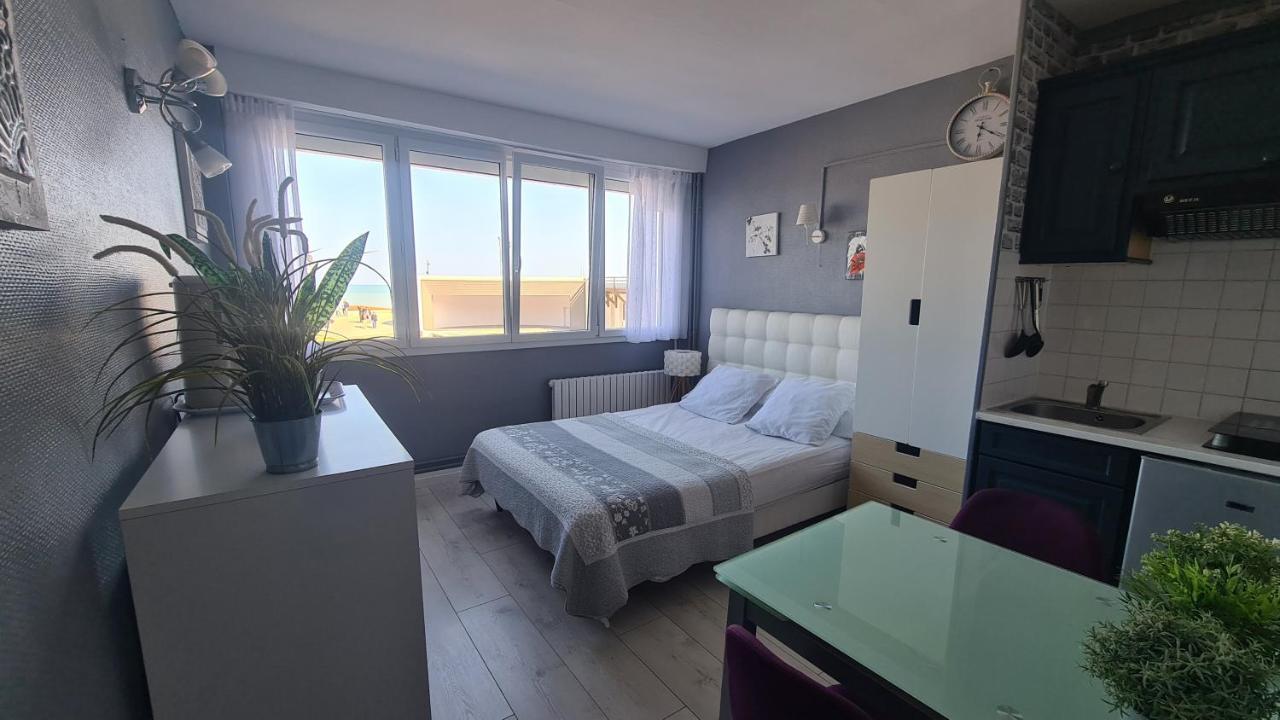 residence du bord de mer appartements face a la mer Le Tréport Eksteriør bilde