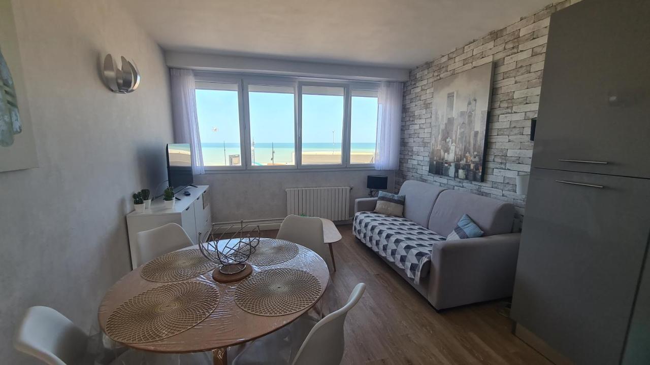 residence du bord de mer appartements face a la mer Le Tréport Eksteriør bilde