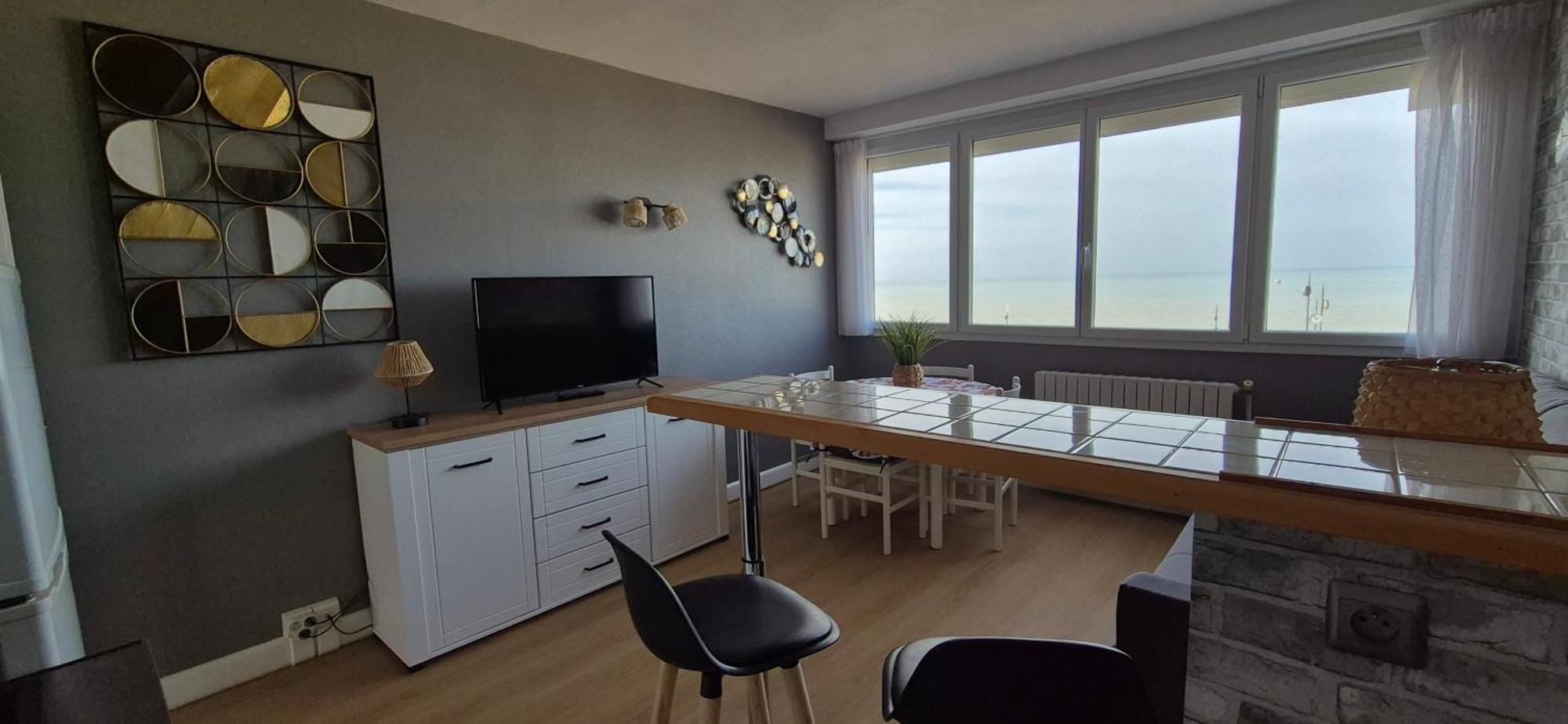 residence du bord de mer appartements face a la mer Le Tréport Eksteriør bilde